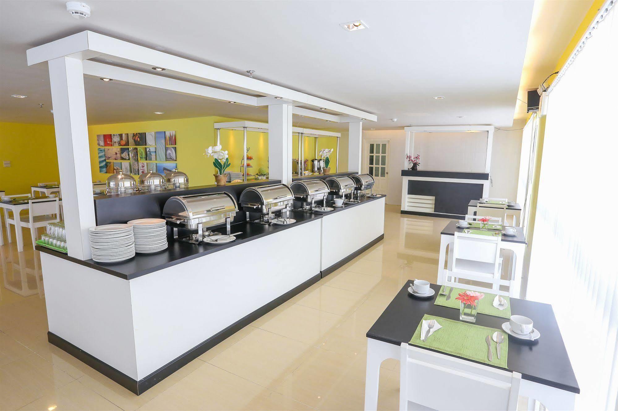 R-Con Rest Sea Hotel Патая Екстериор снимка