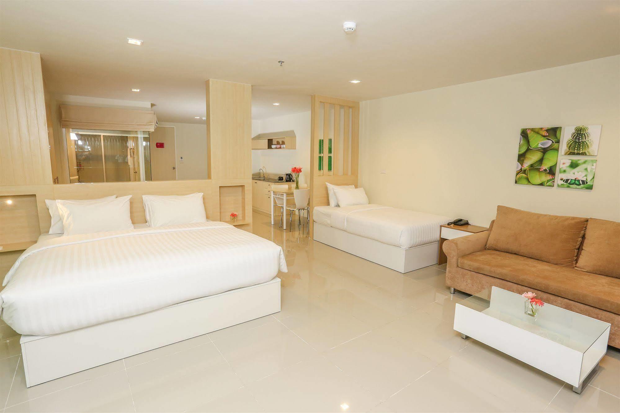 R-Con Rest Sea Hotel Патая Екстериор снимка